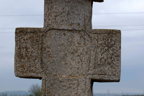Cruce latină | Vadu Părului