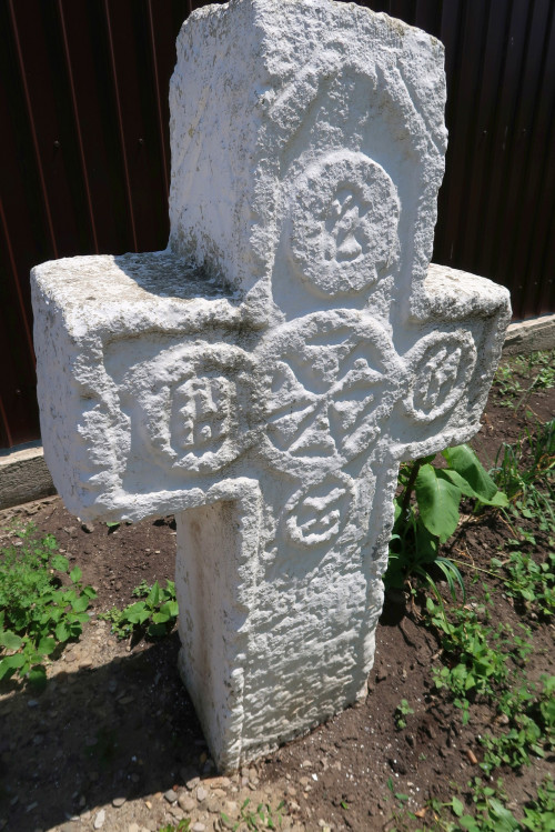 Cruce latină | Găgeni