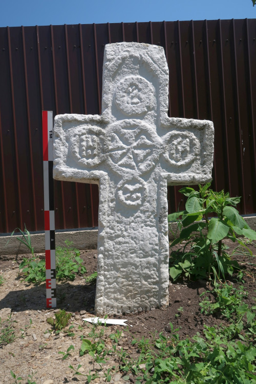 Cruce latină | Găgeni