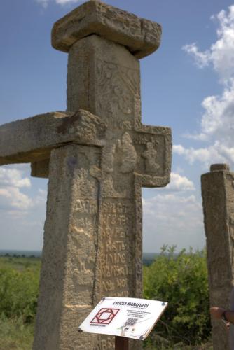 Crucea Manafului | Cruce latină | Breaza
