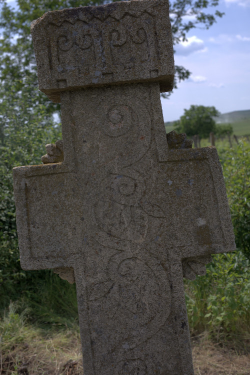 Cruce latină | Săhăteni
