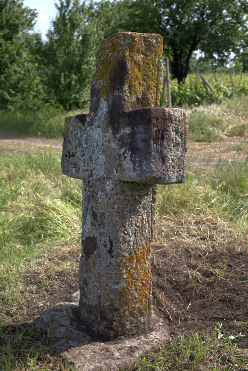 Cruce latină | Săhăteni