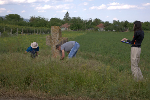 Cruce latină | Săhăteni