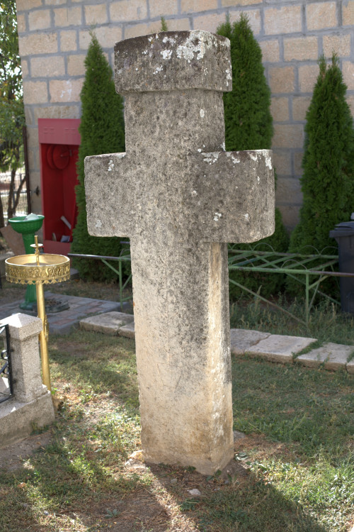 Cruce latină | Vispești